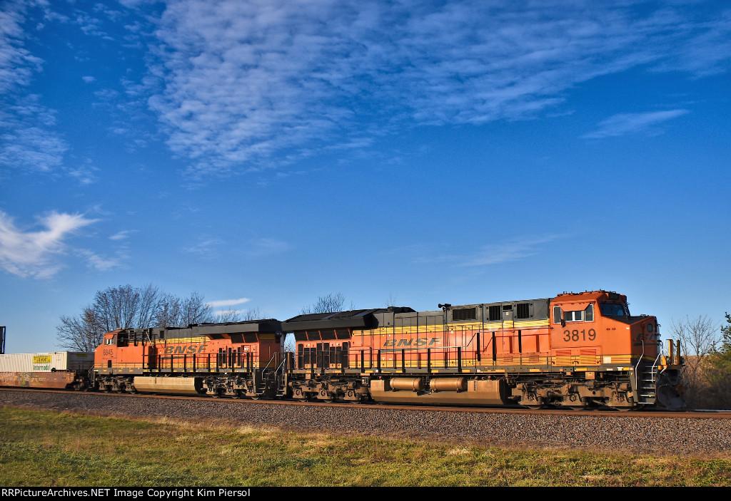 BNSF 3819 6845 Pushers